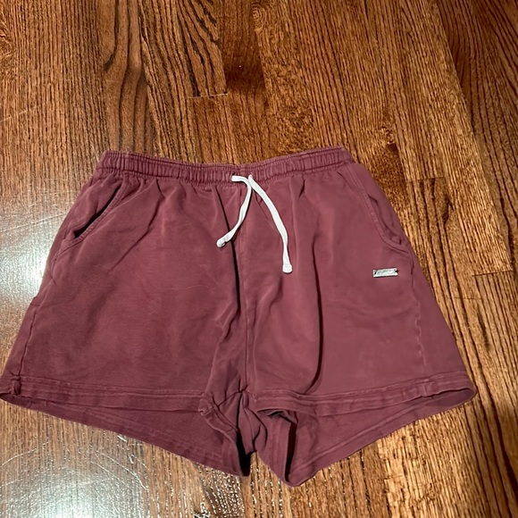 Gym shark shorts. Run big - Picture 1 of 2